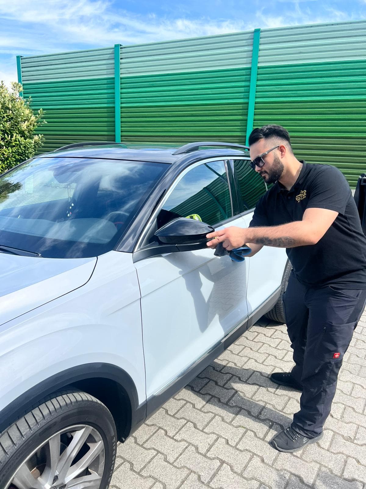 Autoglas-Montage in der Werkstatt